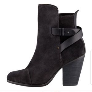 Kinsey Suede Buckle Ankle Boot EUC 39